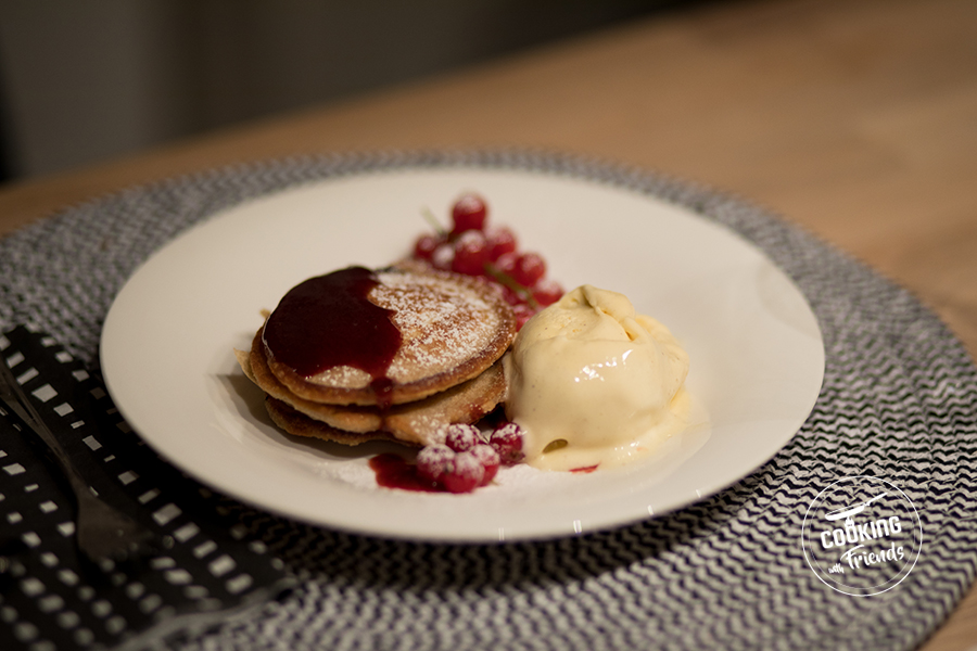 Buchweizen-Pancakes mit Johannisbeeren 1