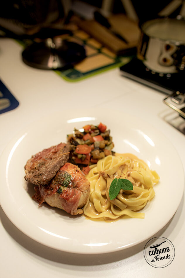 Linguini mit Balsamico-Tapenade, Burrata und geröstetem Knoblauch 12