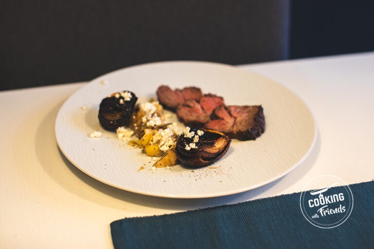 Gegrilltes Lammkarree | Artischocken | rote Zwiebeln | Feta